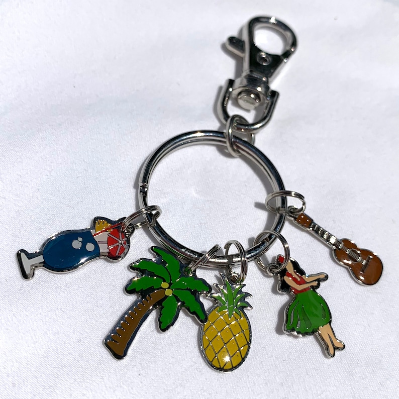 Hawaiian Luau Tiki Bar Keychain Etsy