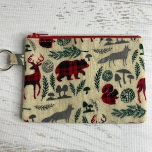 Forest Creatures - Baumwolle FLANNEL - Geldbörse - Schlüsselanhänger - Brieftasche - Schlüsselanhänger - Buffalo Plaid Bär Wolf Hirsch Eichhörnchen Tannenzapfen