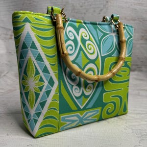 Tapadelica de Dawn Frasier Sophistatiki - Bolso tote pequeño - Cartera - Bolso de mano - Bandolera - Lona - Tiki - MCM - Estampado tropical - Hawaiano