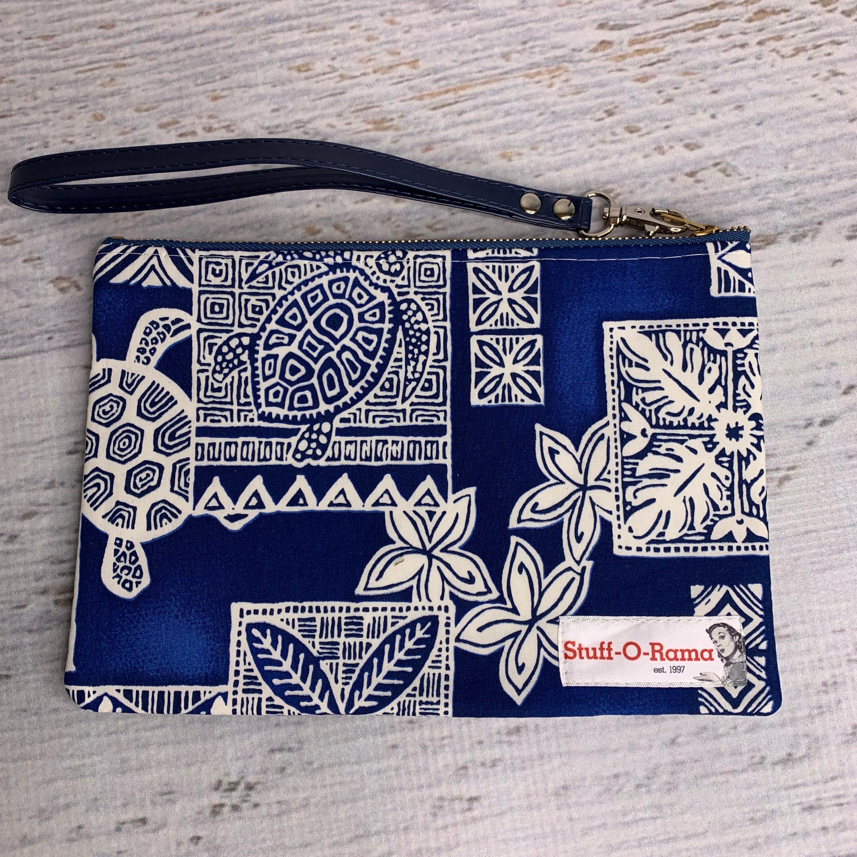 Honu Turtle Tapa Cloth Navy Hawaiian Aloha Print Clutch Wallet