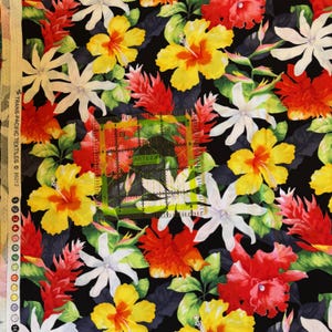 Hawaiian Fabrics - 34 - Hawaiian Flowers - Aloha Print - Trans-Pacific Fabrics - Cotton  - Floral - Tropical - Tiare - Ginger - Hibiscus
