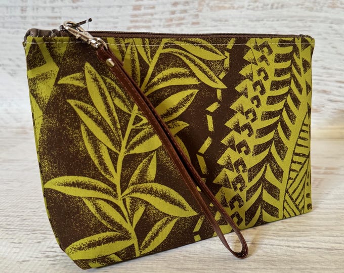 Green Tribal Tapa Tattoo Aloha Print - Zipper Pouch Clutch Wristlet