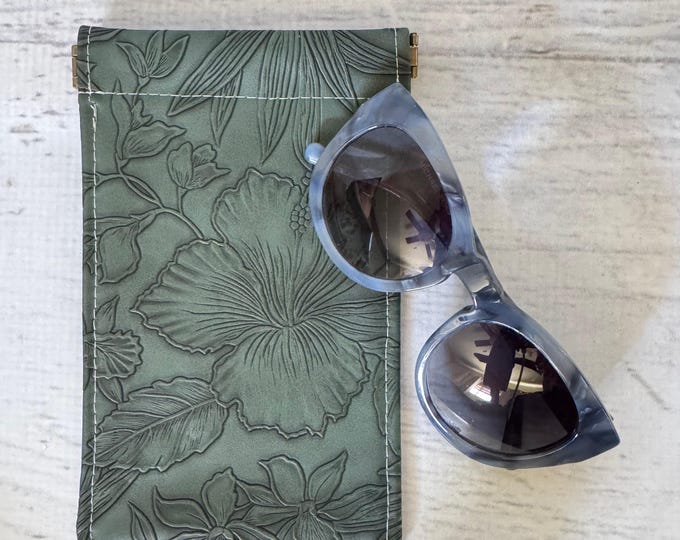 Paniola Collection: Green - Floral Embossed Vinyl Hawaiian Print Eyeglass Case