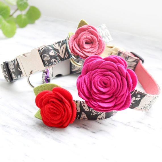 ARING PET Velvet Dog Collar, Unique Pink Dog Collars with Detachable Felt  Flower, Adjustable Soft Velvet Dogs Collar Flower with Metal Buckle for