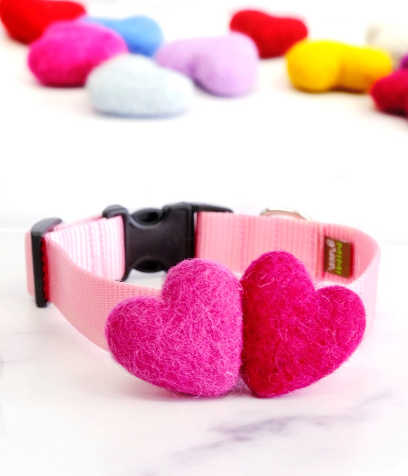 Heart Dog Collar Accessory Valentines Day Dog Gift Wool Felted Heart Attachment Removable Cute Pet Collar Accessory Two Hearts Pink/Magenta