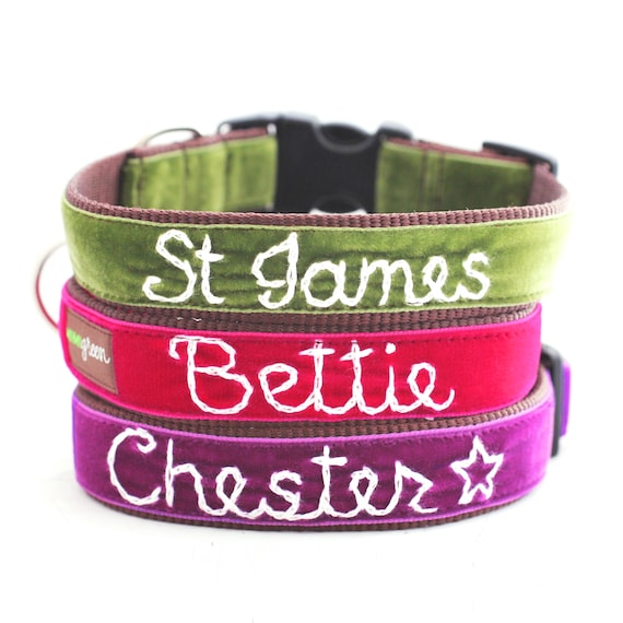 Personalized Velvet Dog Collar (20 colors available) - Custom Dog Collar - Hand Embroidered Collar with your dog's name- Monogram dog collar