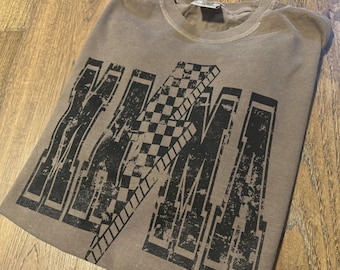 Retro Mama Lightning Bolt Comfort Color Tee