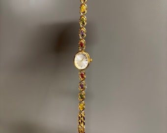 Gold Damenuhr, Gold Edelstein Uhr, einzigartige Edelstein Uhr, Vintage inspirierte Uhr, Geschenk für Sie