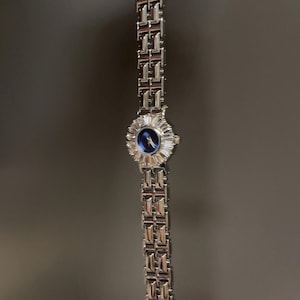 Reloj vintage de plata para mujer, esfera azul con cristales plateados, reloj único, reloj de inspiración vintage, regalo para ella.