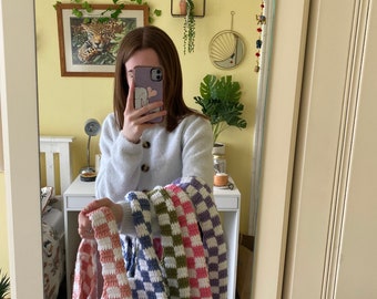 Crochet checkered bag