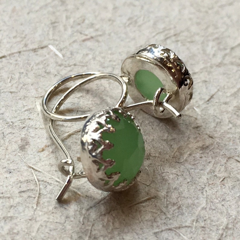 Silver jade earrings, apple green earrings, crown earrings, Dangle earrings, casual earrings, gemstone earrings Queen of green E8050 image 4