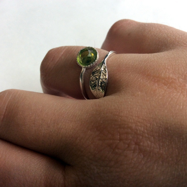 Twig ring, leaf ring, peridot ring, gemstone ring, silver ring, branch ring, nature ring, dainty ring, toe ring Gone with the wind R2062-2 image 5