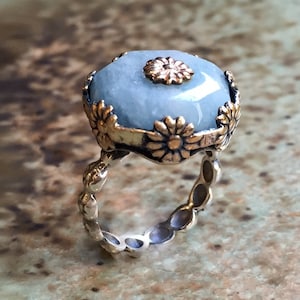 Raw Aquamarine ring • Floral silver ring  • Silver gold ring by Impact Galerie  • Milky aquamarine ring - Humbled In Love R2412