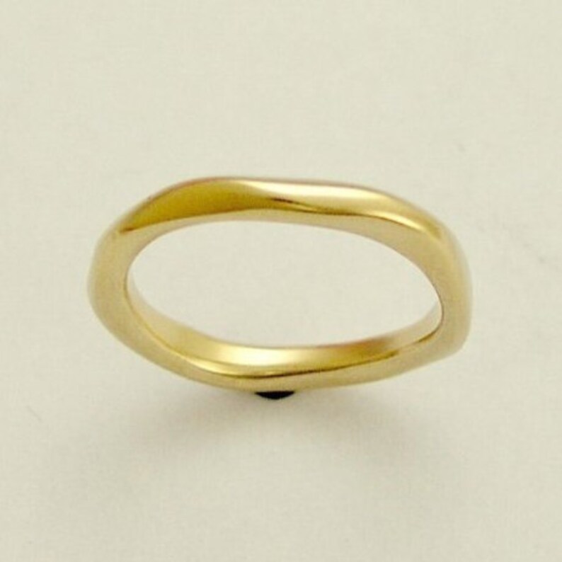 14k Yellow gold band, simple gold ring, unisex band, gold wedding band, organic gold ring, simple band, stacking gold band Ensemble RG1593 image 1