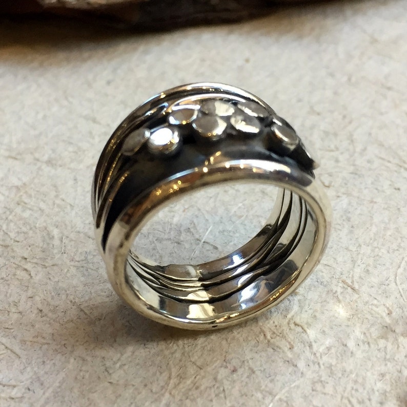 Wedding band unisex band modern ring boho ring dots band wavy ring Twist R2402 Sterling silver ring etched ring organic band