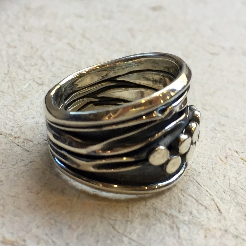 Wedding band unisex band modern ring boho ring dots band wavy ring Twist R2402 Sterling silver ring etched ring organic band