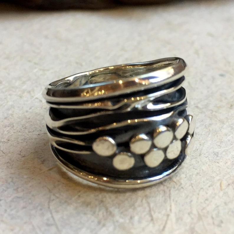 Wedding band unisex band modern ring boho ring dots band wavy ring Twist R2402 Sterling silver ring etched ring organic band