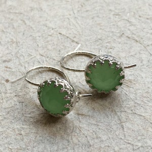 Silver jade earrings, apple green earrings, crown earrings, Dangle earrings, casual earrings, gemstone earrings Queen of green E8050 image 3
