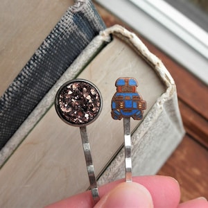 Robot & Druzy Barrettes Vintage Enamel Cloisonne Tiny Robot Hair Pin / Bobby Pin / Hair Accessory Outer Space Sci-Fi Hair Jewelry Gift image 1