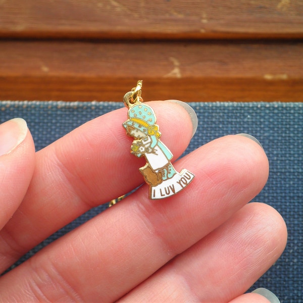 Vintage Holly Hobbie Charm Necklace - Enamel Holly Hobby " I Luv You" Country Girl Pendant - Retro Kawaii Sun Bonnet Sue 1970s Jewelry Gift