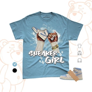 Camiseta con estampado de uñas AJ 1 High Clips Sneaker Girl, estilo urbano, unisex, ideal para combinar con zapatillas, color azul bebé.