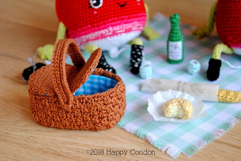 CROCHET PATTERN Rava & Nello go to picnic radish amigurumi image 3