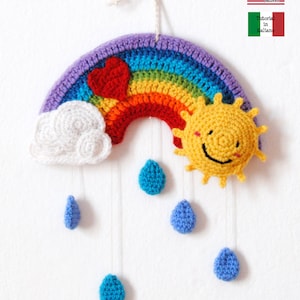 Crochet pattern - A tiny rainbow mobile