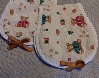 double side baby burping pads with teddy bears on one side and sheep on the other side (2)