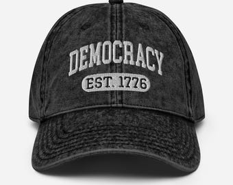 Democracy Est 1776 Stati Uniti Democrazia berretto ricamo Vintage Cap Sottile Anti Trump Nessun re in America Anti MAGA Sarcastico Liberale Regalo