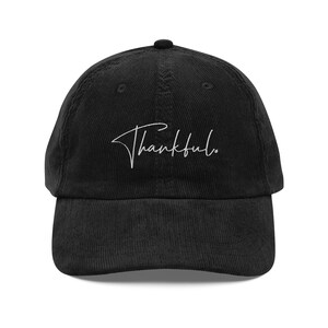 Dankbaar hoed shirt Thanksgiving cadeau schattig borduurwerk vintage corduroy pet hoed religieus cadeau idee retro herfst seizoen herfst eindejaarscadeau