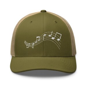 Musikkonst G-klav present till musikälskare musiklärare present bandhatt broderi truckerkeps musikskjorta present till honom present till henne fest