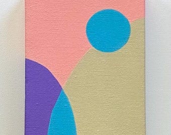 Könnte beinhalten: Abstrakte Malerei auf Leinwand mit geometrischen Formen in Rosa, Lila, Blau und Beige.