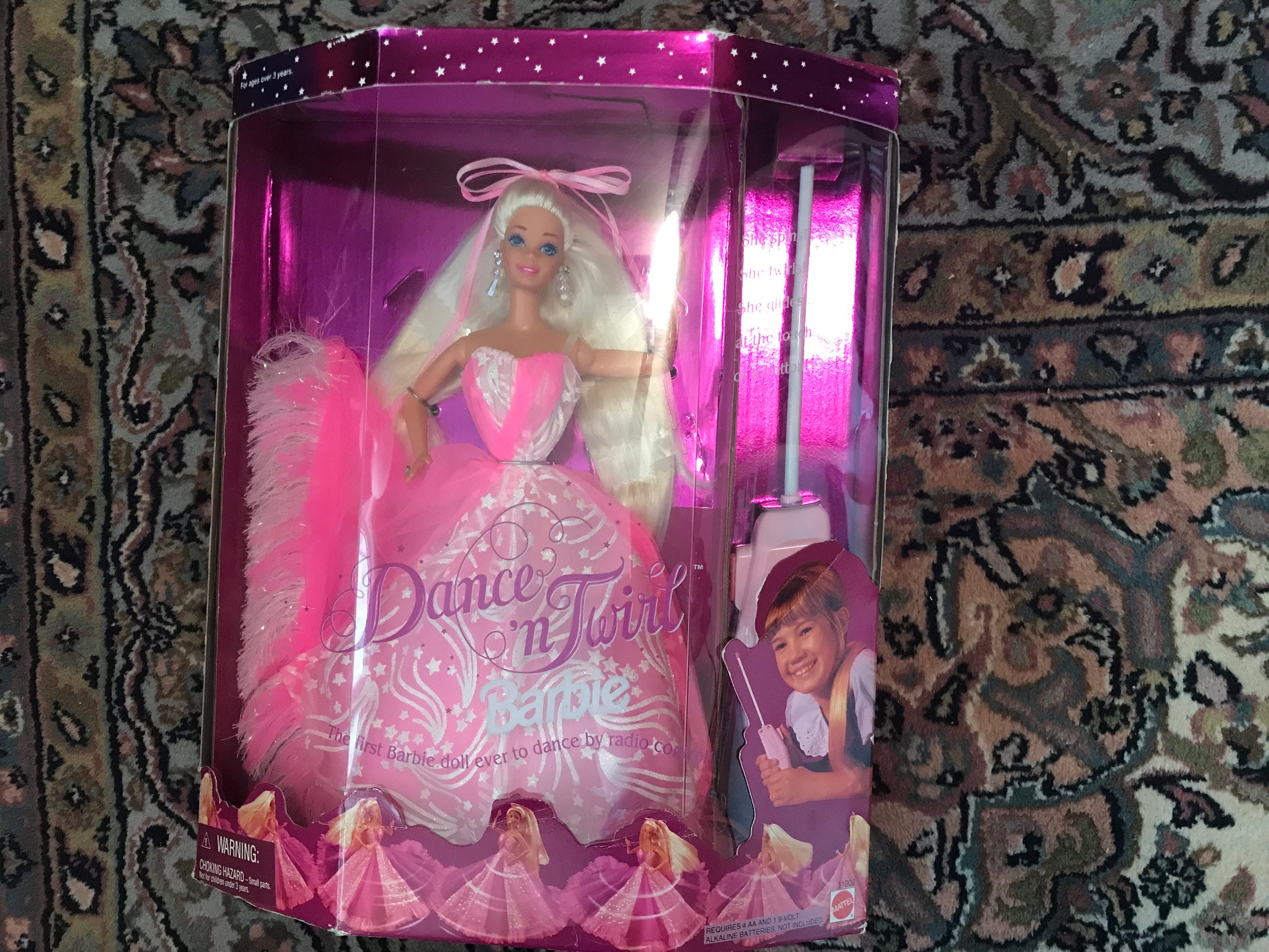 Twist and twirl barbie shop