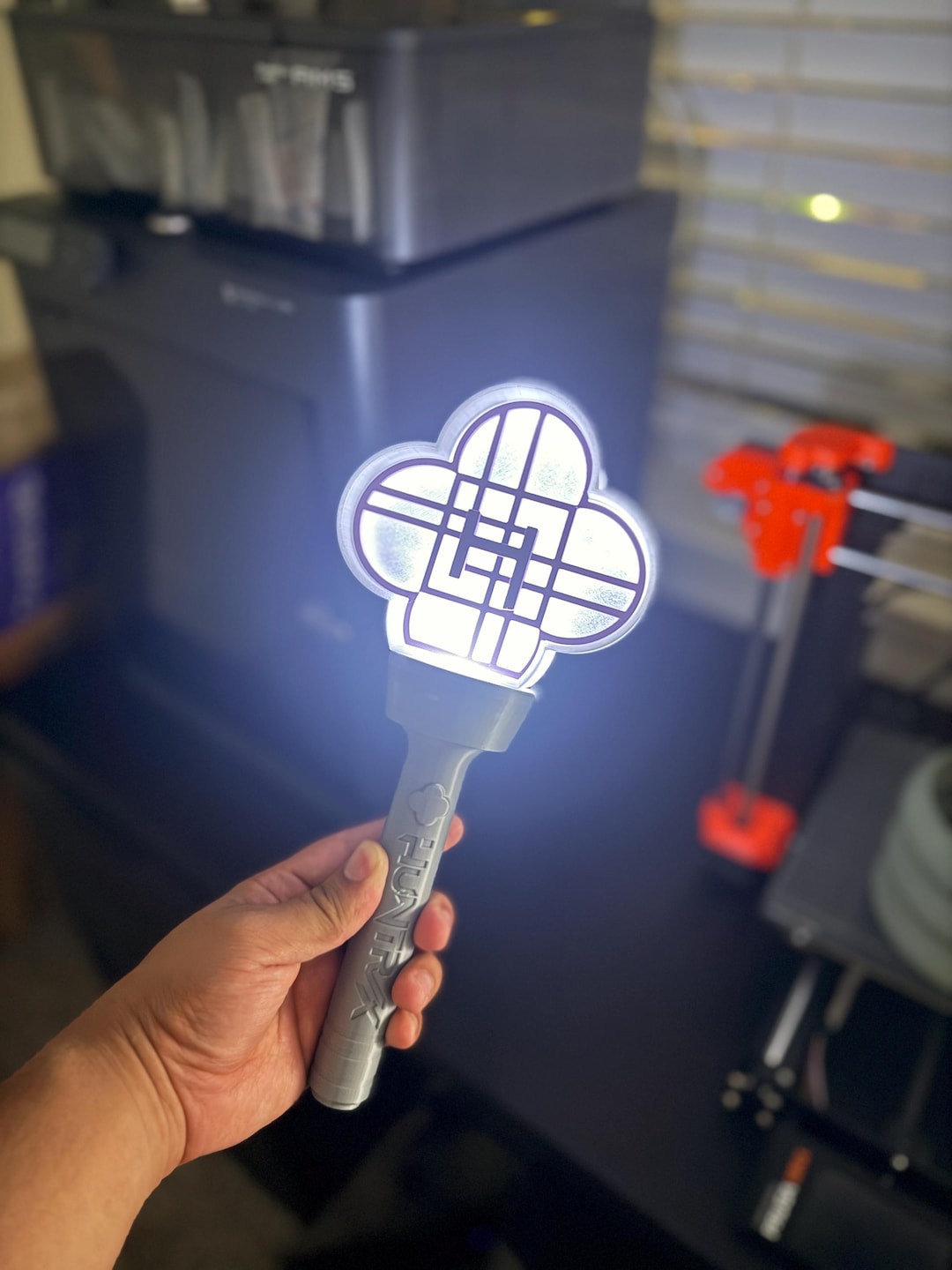 Kpop LED Fantasy Lightstick – Handmade Glow Wand for Party favors ,Concerts, Cosplay & Festivals