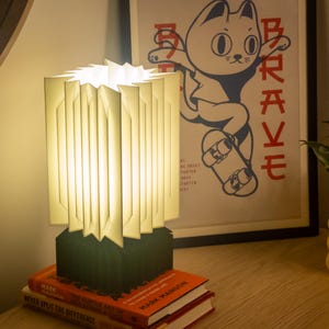 Empire Lamp: Modern 3D Printed Table Lamp