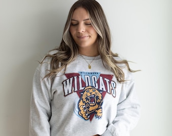 Villanova // Vintage College Sweatshirt