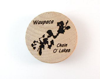 Waupaca Chain O' Lakes Laser Burned Wooden Magnet