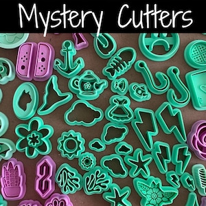 Mystery polymeerkleisnijderpakket | Surprise mini-kleigereedschap