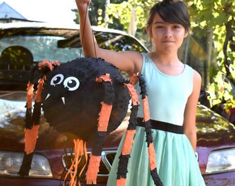 Large Black Spider Pinata: Halloween Party Decoration (16x16x4 inch)