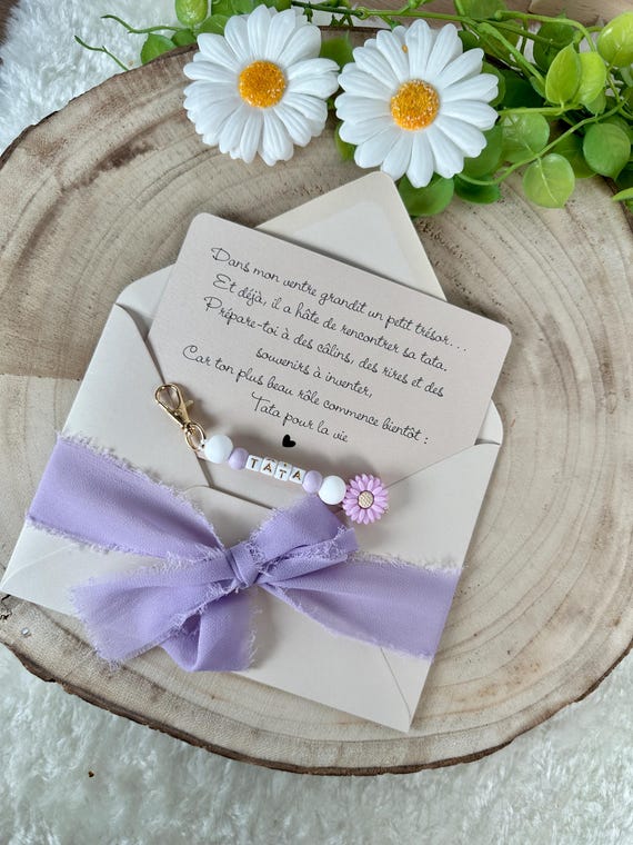 Annonce grossesse tata carte avec porte clés. , porte clés en perles, famille, sœur, amie, belle sœur, cousine, bébé en route violet