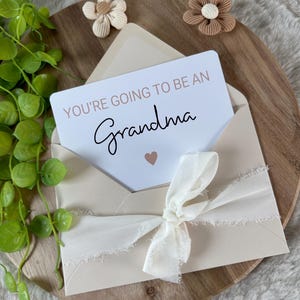 Pregnancy announcement card for family, mummy and daddy, grandpa, grandma, prégnant, carte, baby, bébé, auntie aunt uncle
