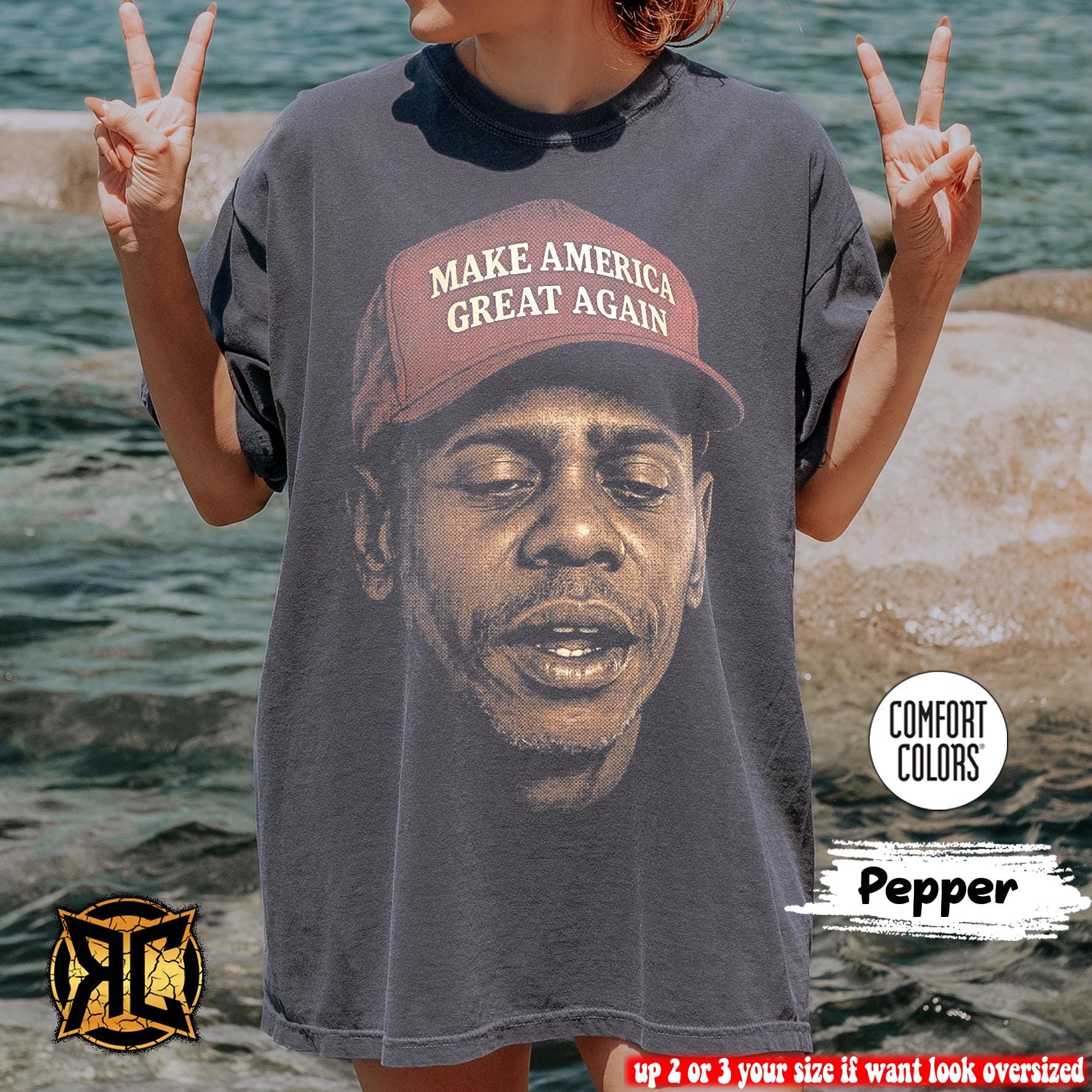 Maglietta Sketch Face Clayton Bigsby MAGA Comfort Colors®, illustrazione in inchiostro nero, grafica retrò streetwear, divertente merchandising per fan