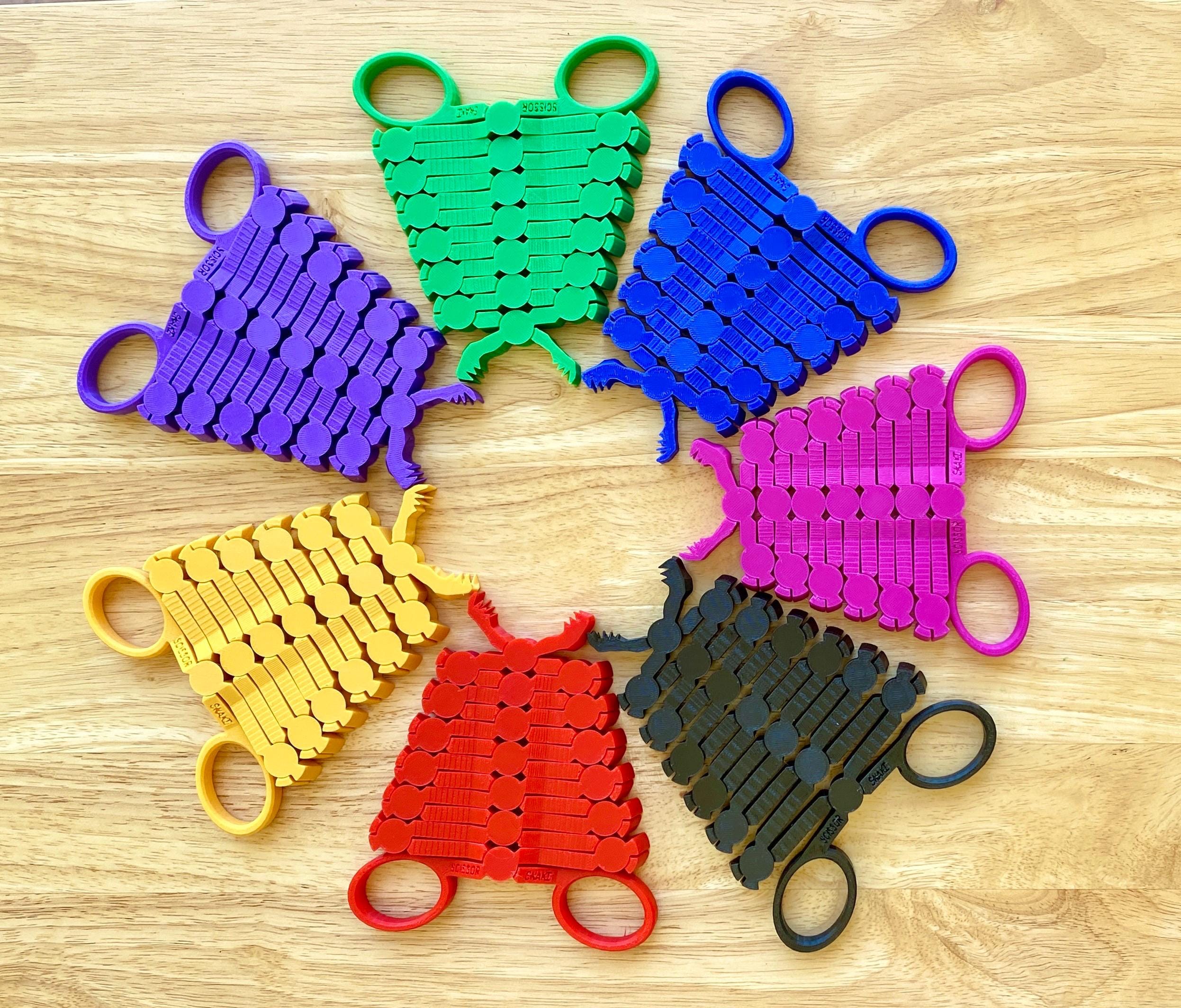 ABS Scissor Snake Retractable Claw Grabber Flexi Toy Gadget Fidget