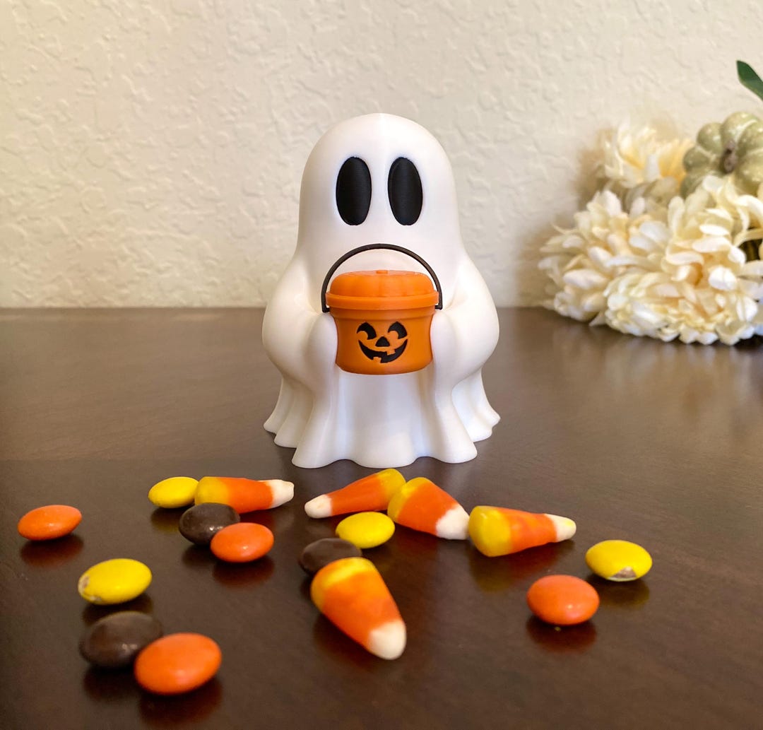 Cute Trick or Treat Ghost With Miniature Mcbucket- Halloween Decoration ...