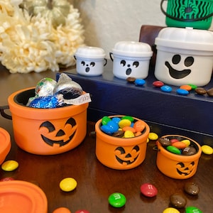 Miniature McBuckets 3D Gedruckte DDR Halloween Nostalgie Eimer mit abnehmbarem Deckel und funktionierendem Griff - Boo Eimer und Dekorationen