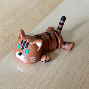 Cat Flexi Articulated Animal - Cute Kitten Flexi Tiny 3D Printed Fidget Toy Mini Pocket Pets Sensory Toy - Gifts for Kids or Adults