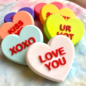 Large Conversation Hearts Custom Text, Classic and Custom Phrases, Plastic Valentines Day Candy Hearts, Modern Sweetheart Gift Decoration