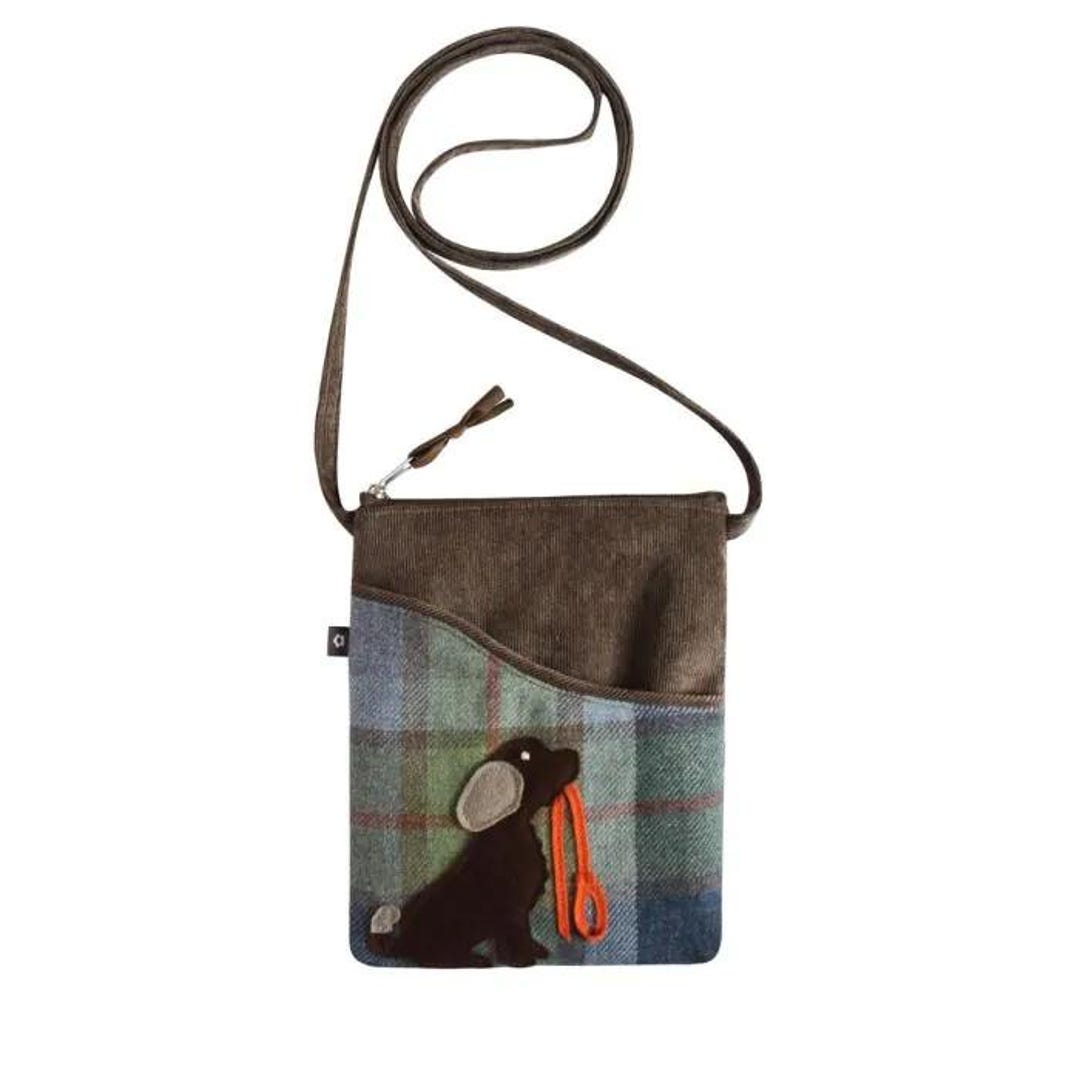 Earth Squared Tweed Tartan Margot Bag - Bolso multidirección, bandolera y bandolera - Herrajes fuertes con cremallera, 2 compartimentos con cremallera - Tela de mezcla de lana reciclada - 26 x 25 x 11