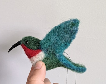 Needle Felted Rubythroated hummingbird,felted bird, felted hummingbird, cottagecore
