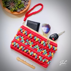 Darcy Pouch Pattern PDF Pattern Only Crochet Pouch Wristlet Crochet Pattern Cosmetics Bag Pencil Case Crochet Bag Zipper Bag image 3